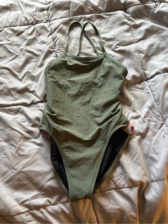 Jolyn Clothing Other - Jolyn Clothing Black and Olive Green Swimsuit Interior
